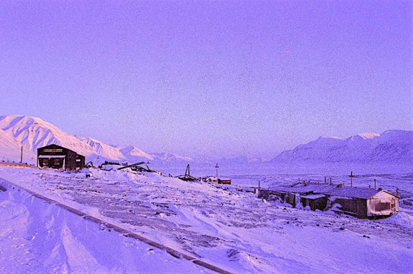 Van Mijenfjorden sett fra Svea