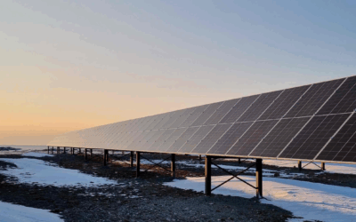 Første døgn med kun fornybar energi på Isfjord Radio